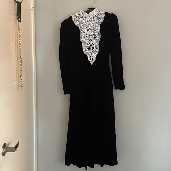 Vintage Jessica McClintock Wednesday Adam’s Wedding Gown Dress - Picture 3 of 15